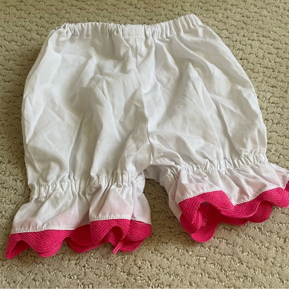 CARLY ***Embroidered Matching Set Size 3 - Picture 3 of 5